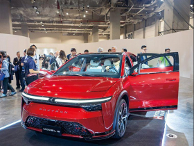 不到3個月，鴻華先進股價跌掉2成還在破底中…究竟怎麼了？可能和這3件事有關